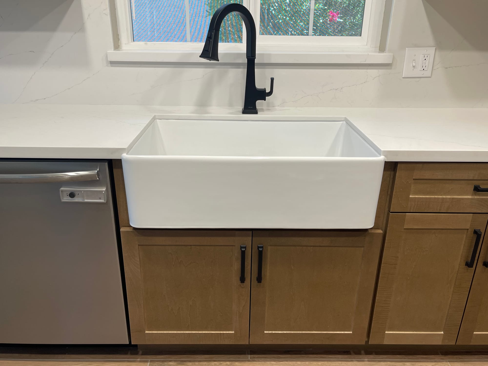 Chandler kitchen — farmhouse apron sink with matte black gooseneck faucet